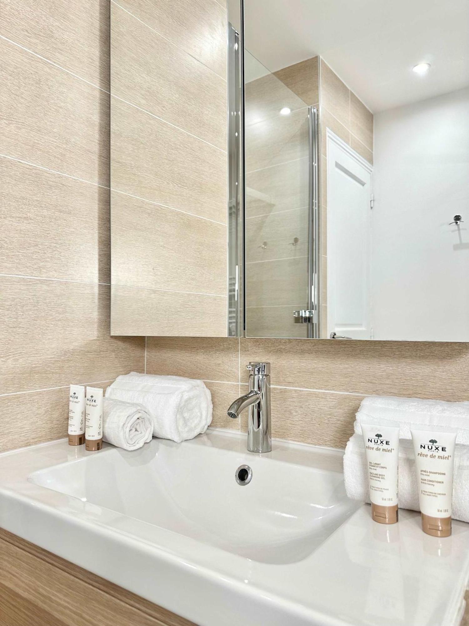 Deluxe Apartment Near The Tour Eiffel Paris Exterior foto